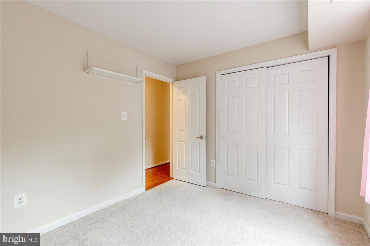 8600 Shadwell DRIVE Unit: 6