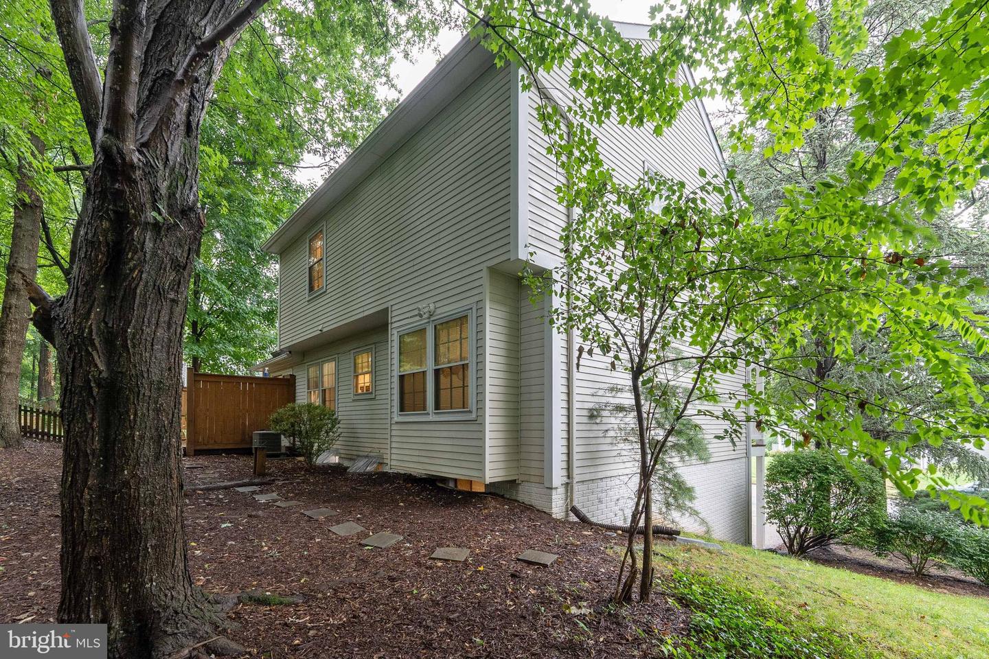 6261 Gentle LANE