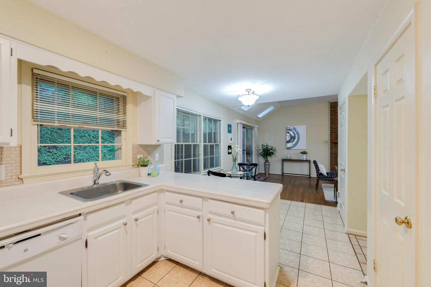 6261 Gentle LANE