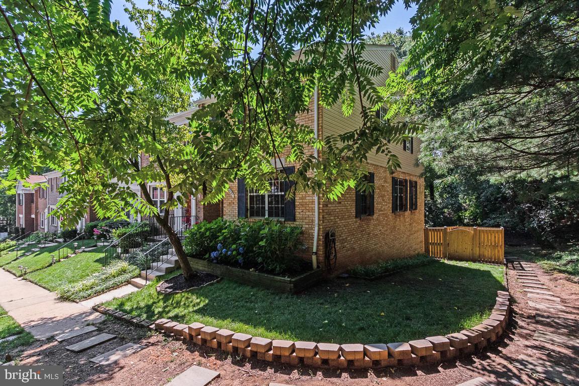 3197 Lawsons Hill PLACE