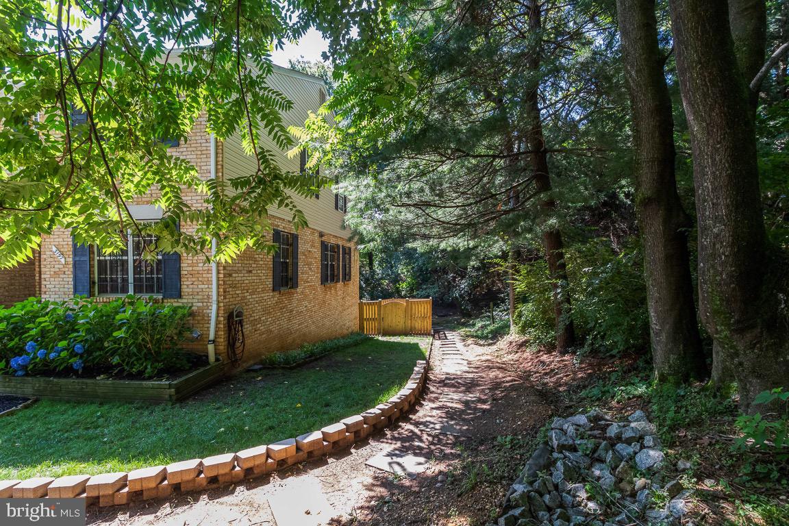 3197 Lawsons Hill PLACE