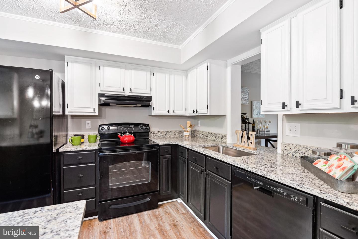 5900 Spruce Run COURT
