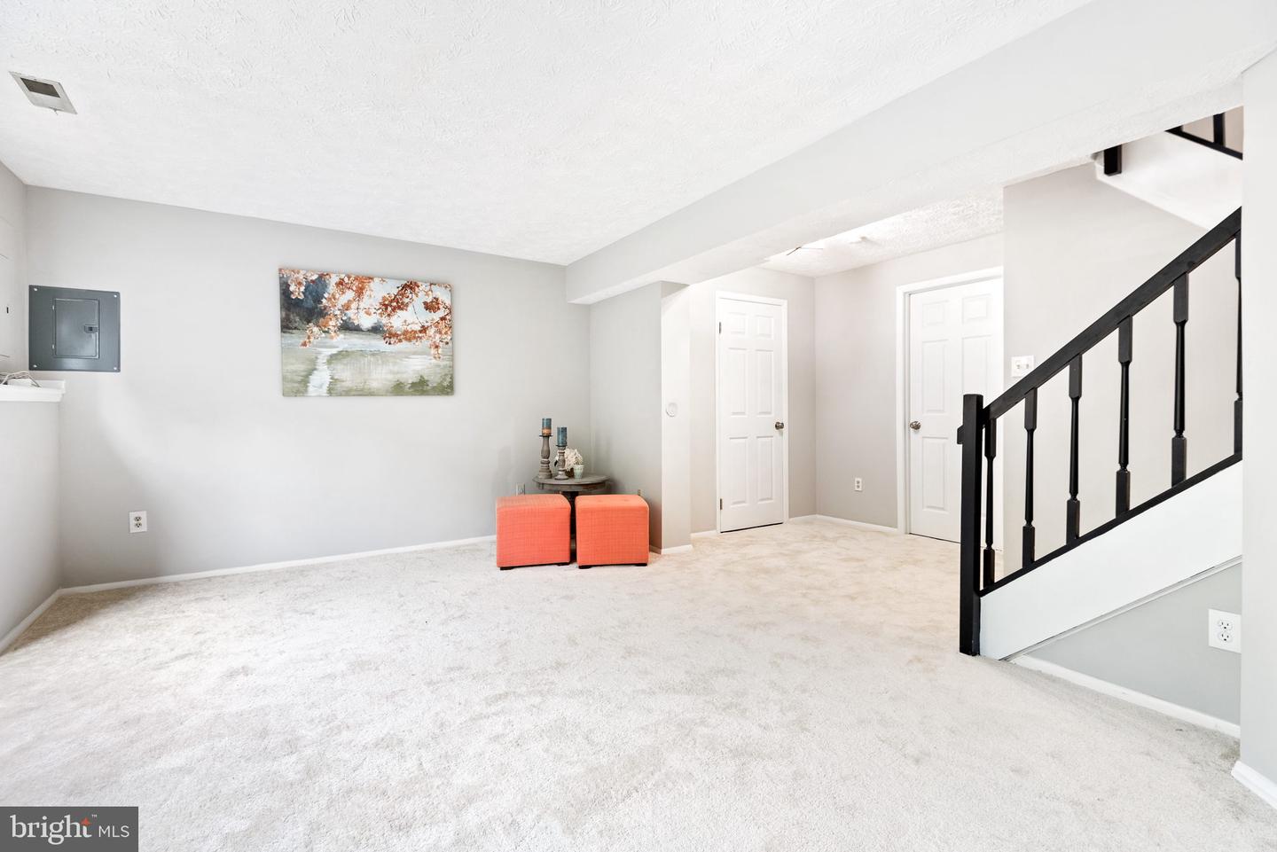 5900 Spruce Run COURT