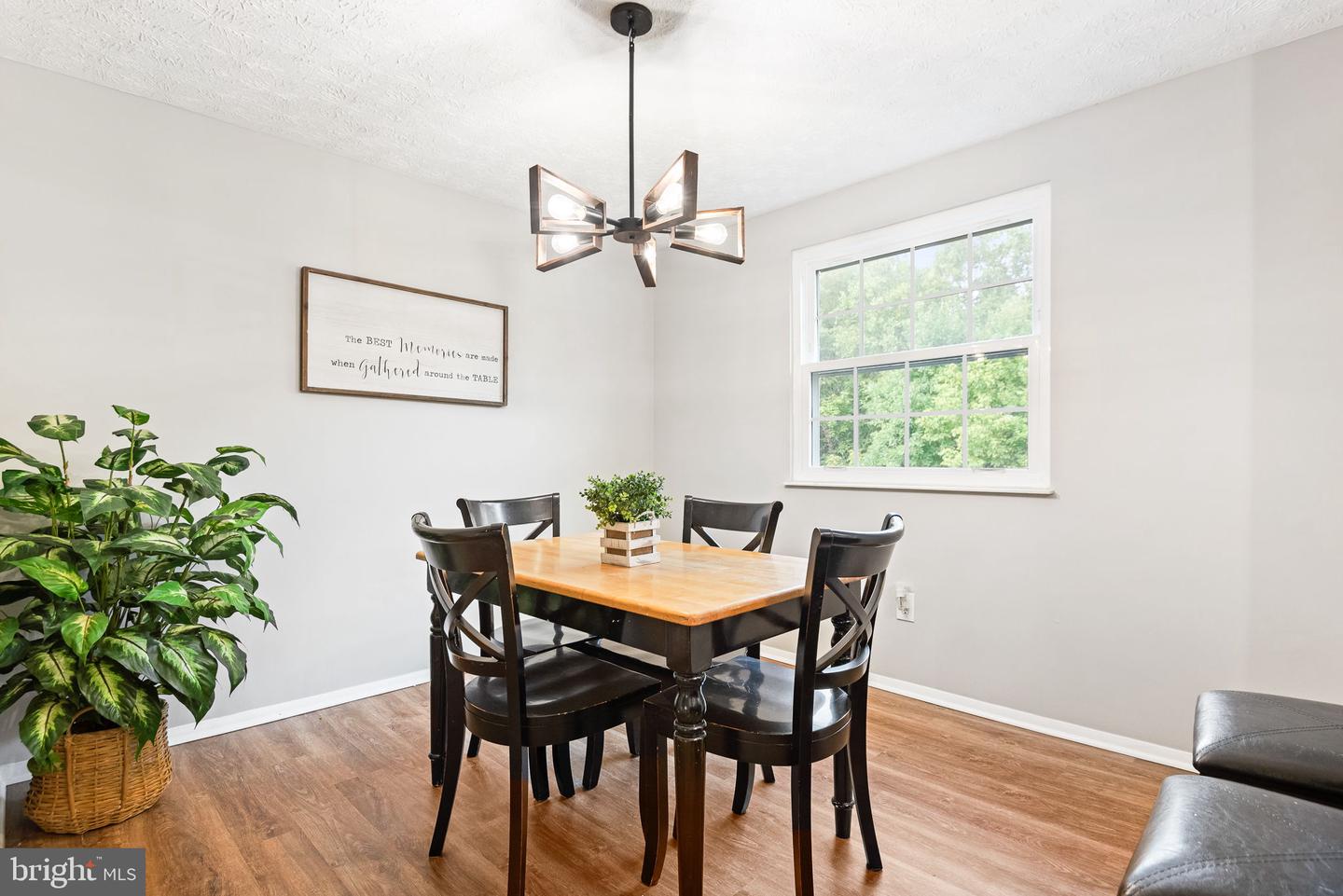 5900 Spruce Run COURT