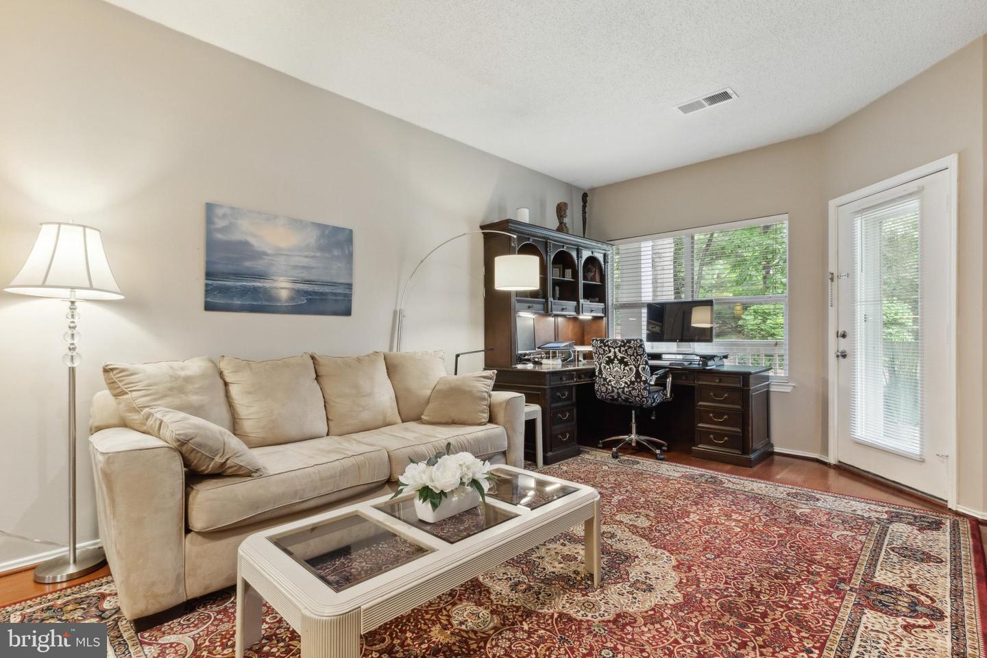 4412 Helmsford LANE Unit: 101