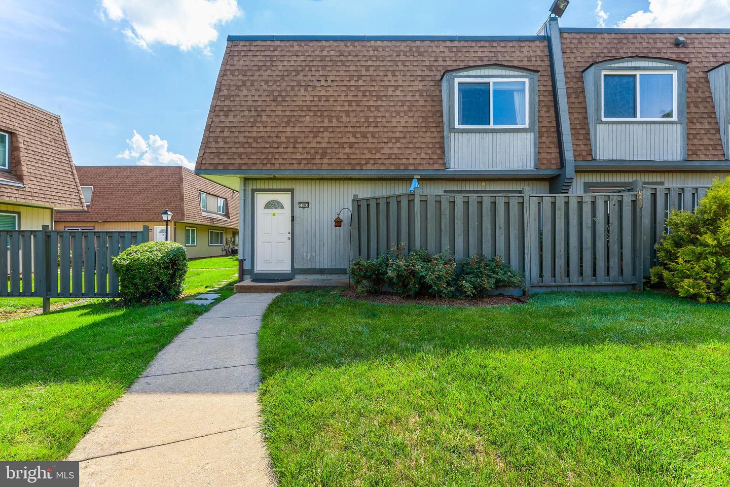 3903 San Leandro PLACE Unit: B