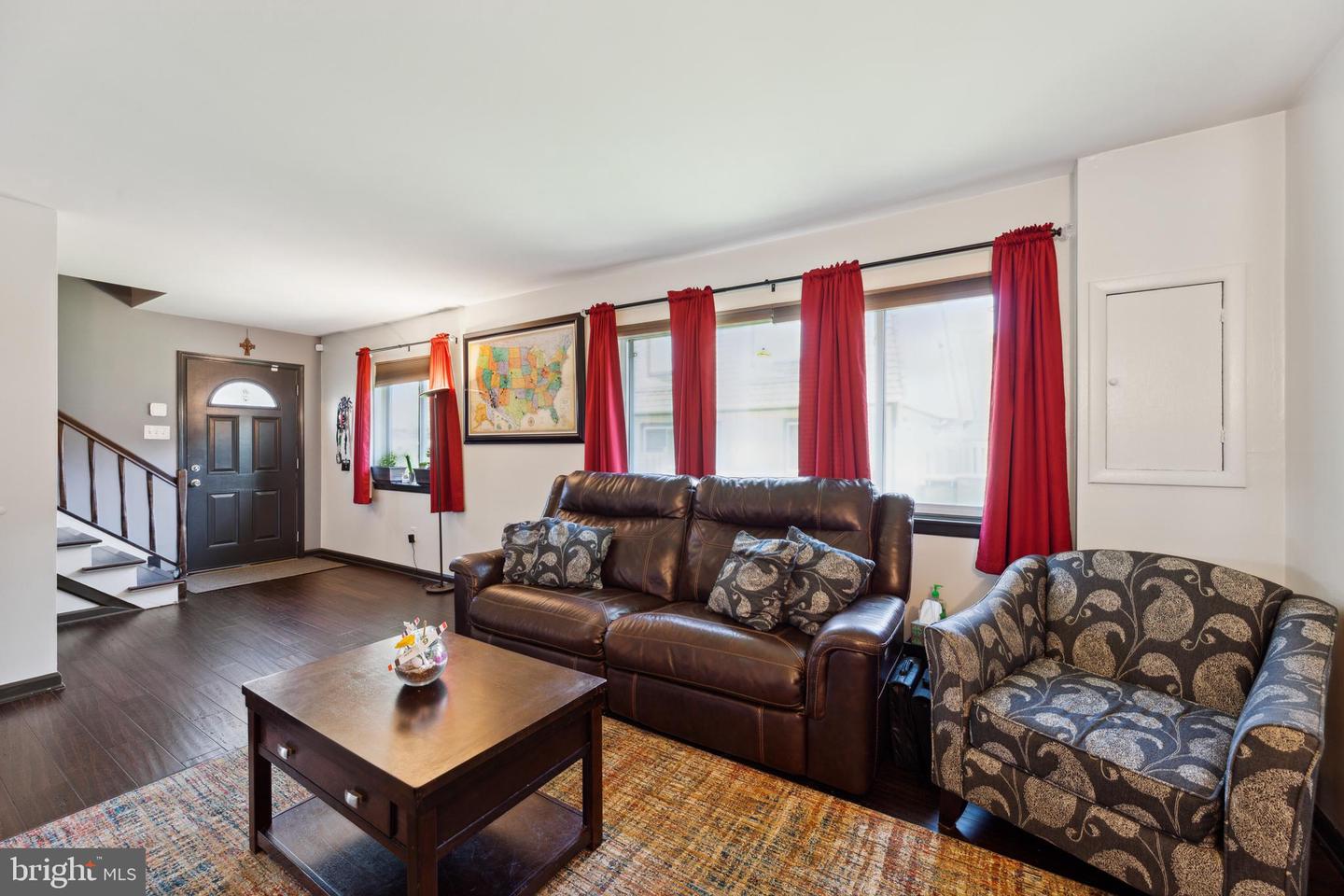 3903 San Leandro PLACE Unit: B