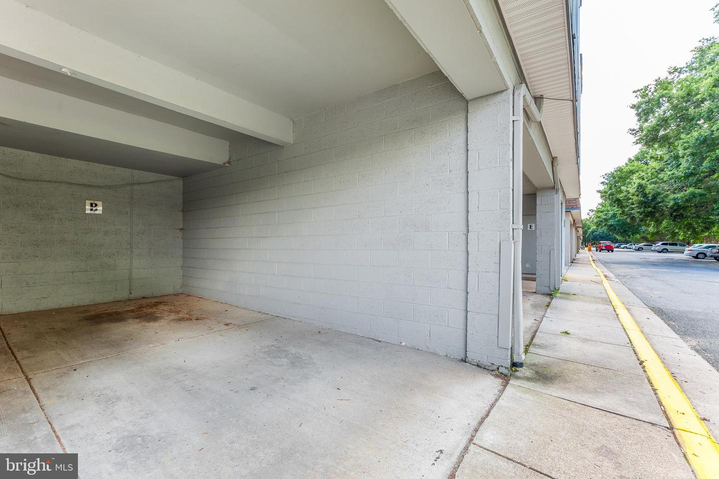 3903 San Leandro PLACE Unit: B