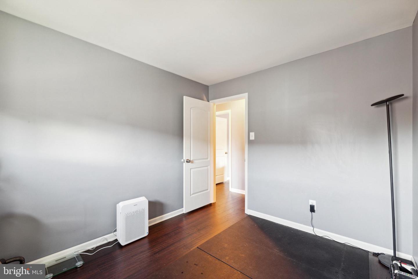 3903 San Leandro PLACE Unit: B