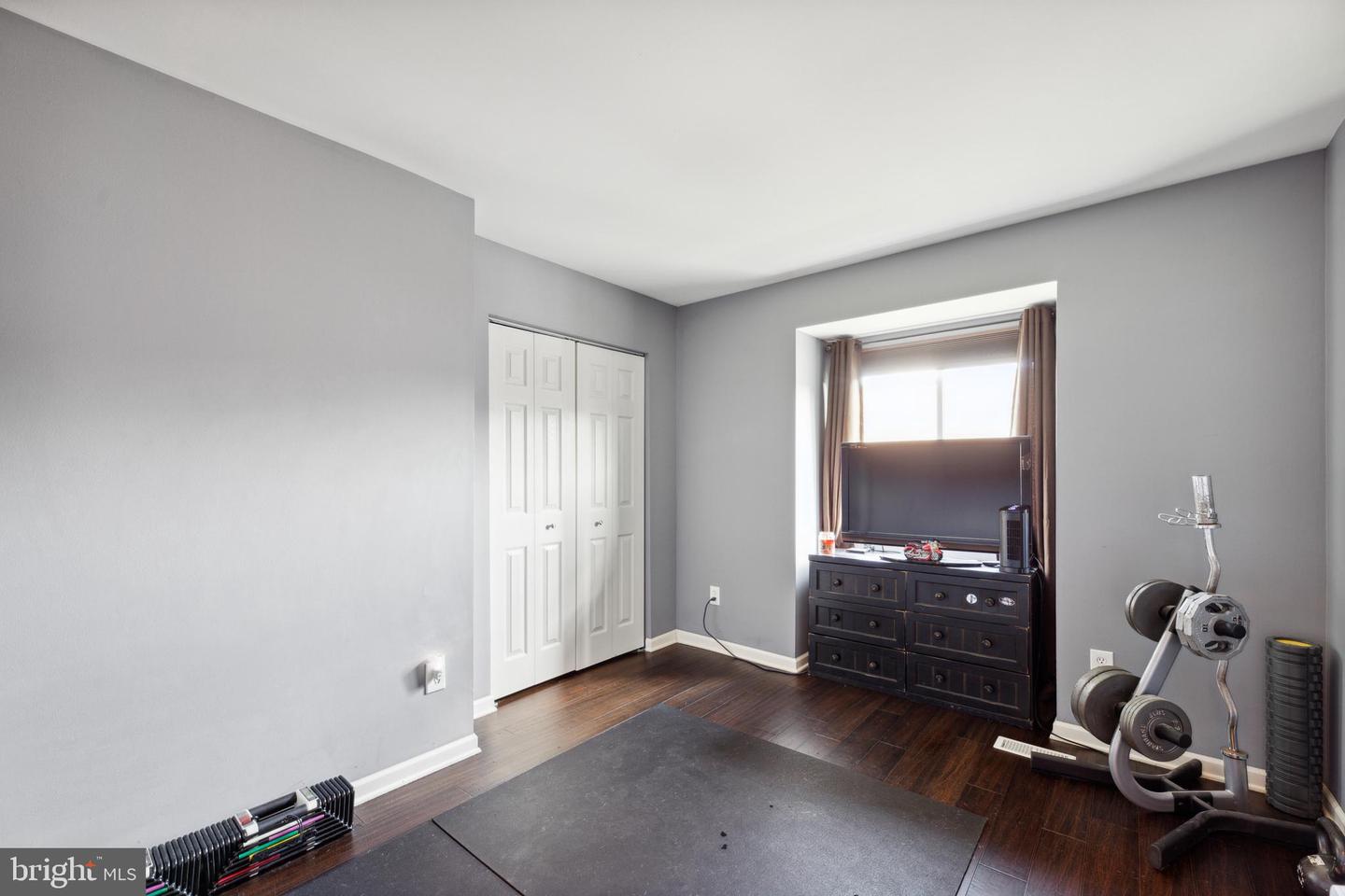 3903 San Leandro PLACE Unit: B