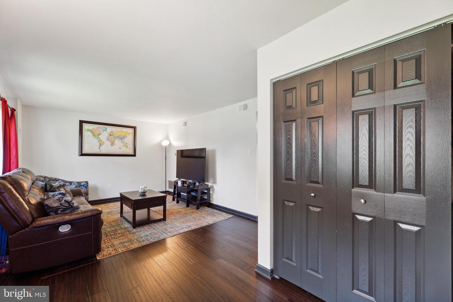 3903 San Leandro PLACE Unit: B