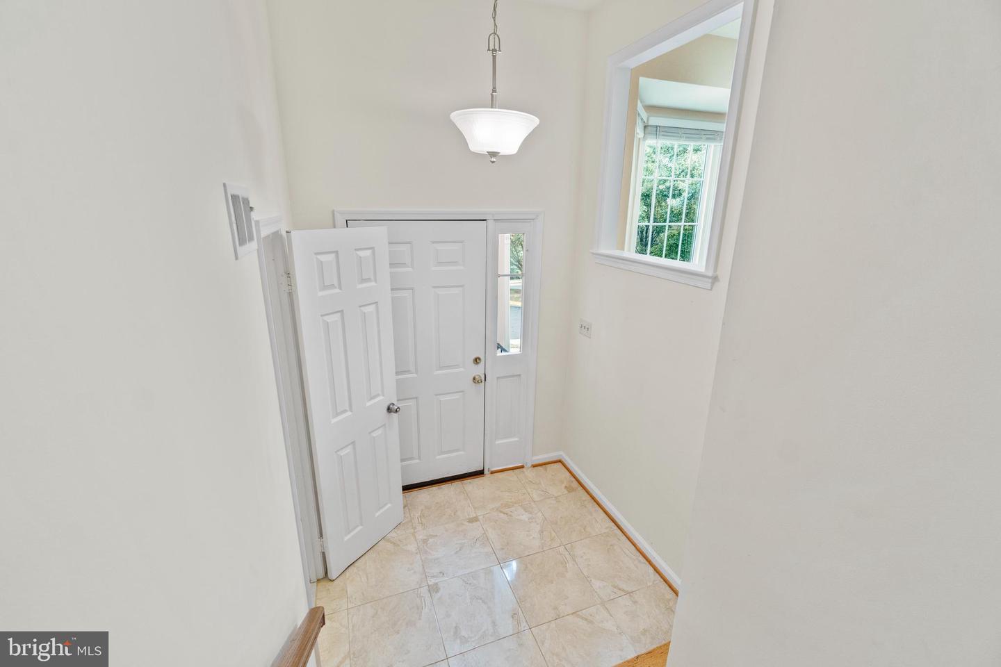 7356 Hidden Knolls COURT