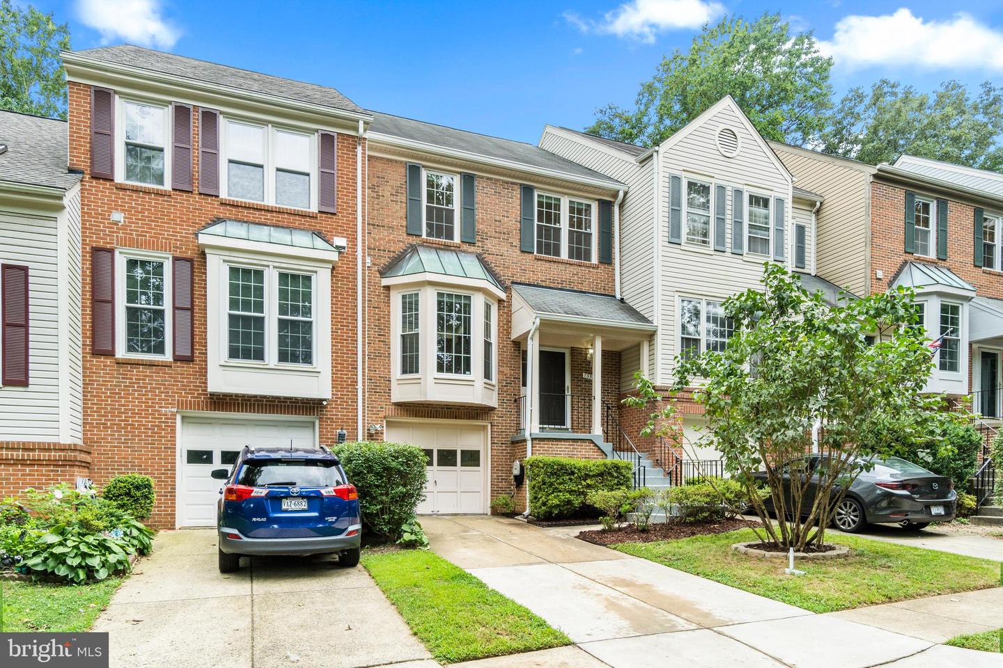7356 Hidden Knolls COURT