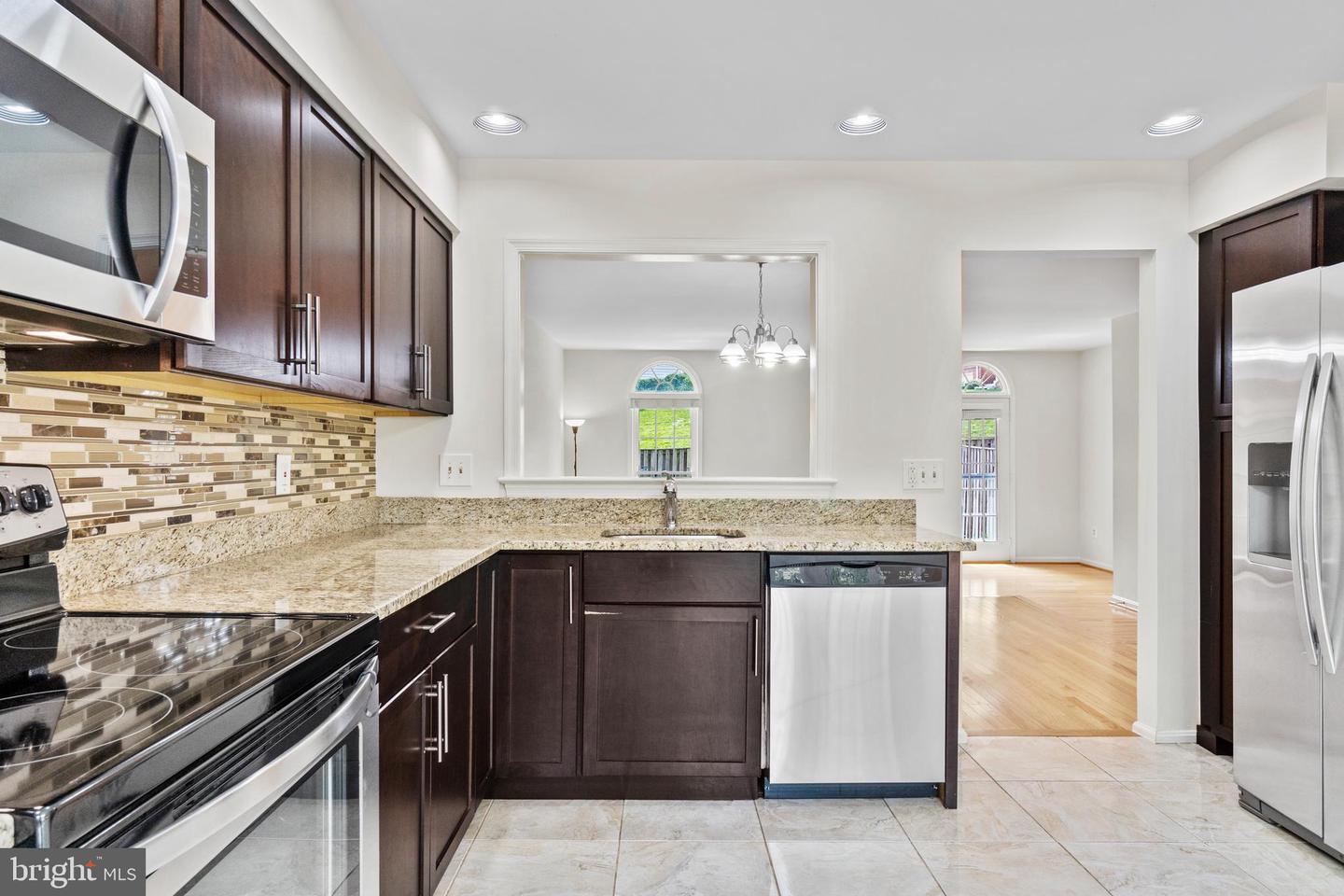 7356 Hidden Knolls COURT
