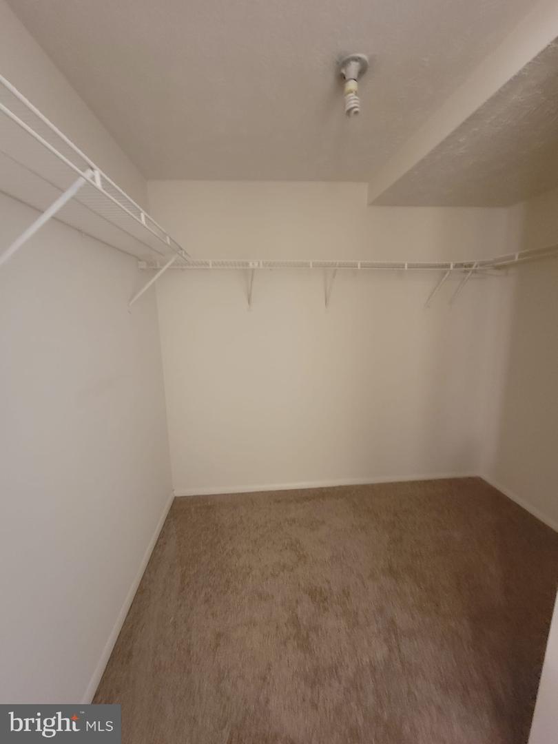4400 Groombridge WAY Unit: 29/  F