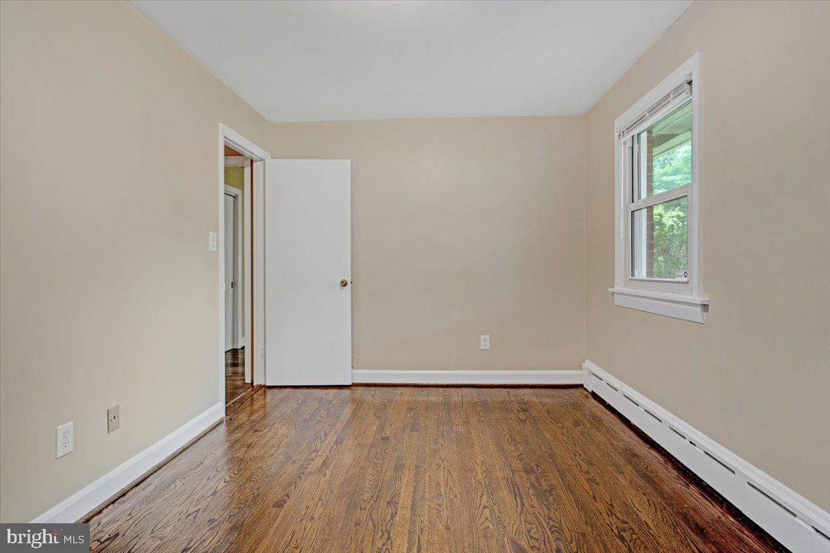 3139 Barbara LANE