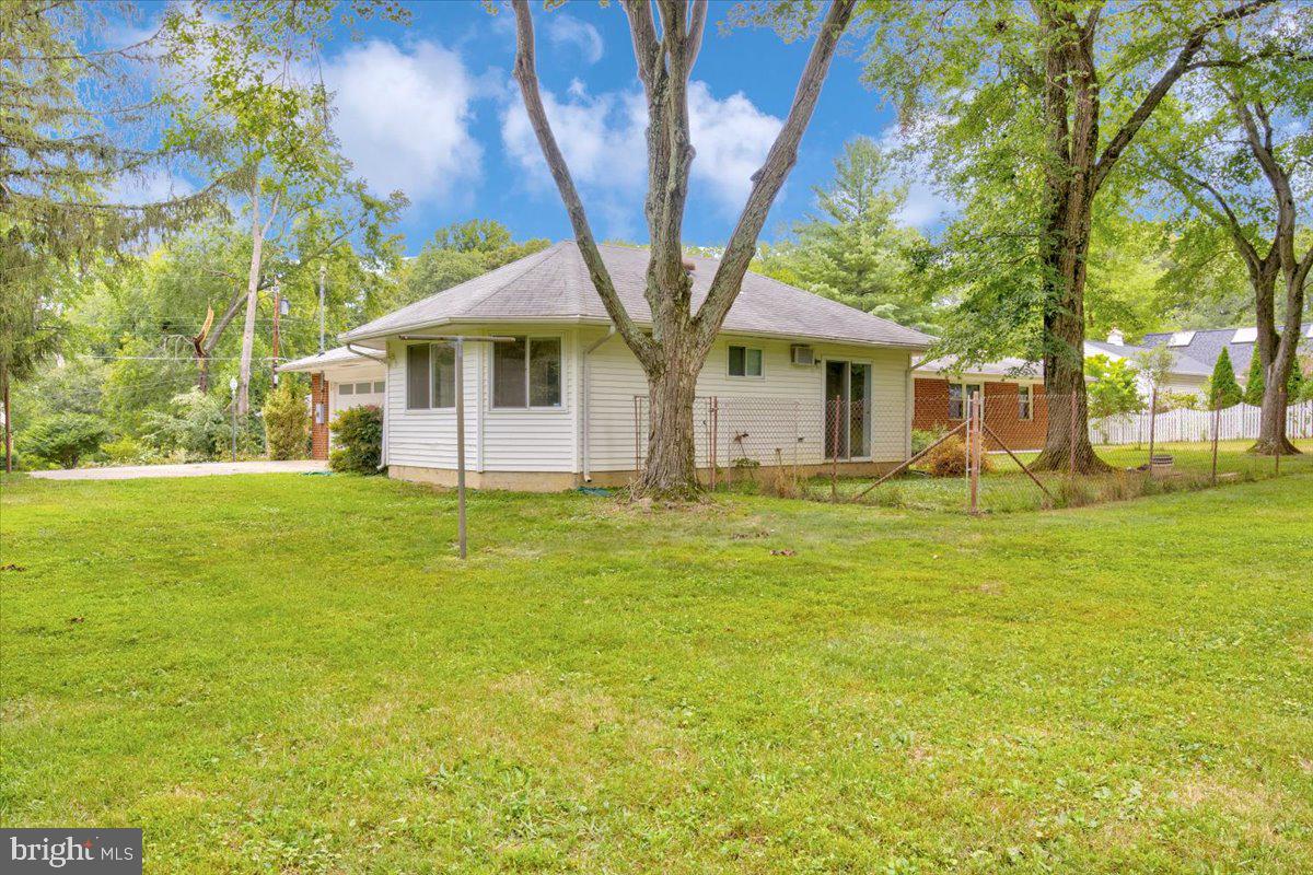 3139 Barbara LANE