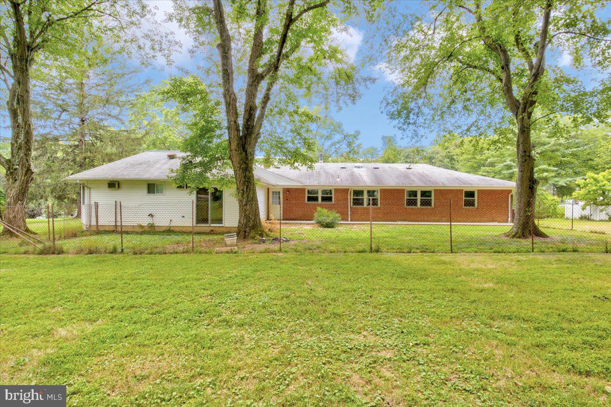 3139 Barbara LANE