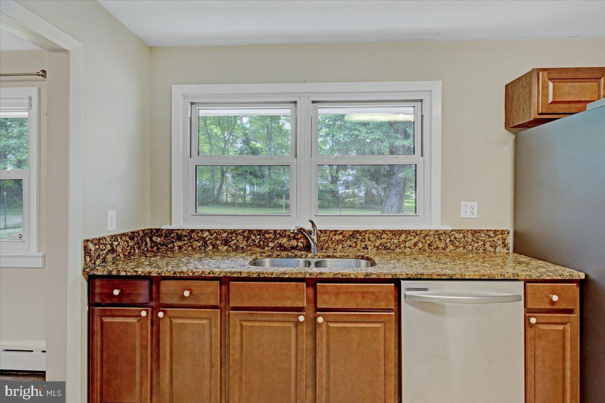 3139 Barbara LANE