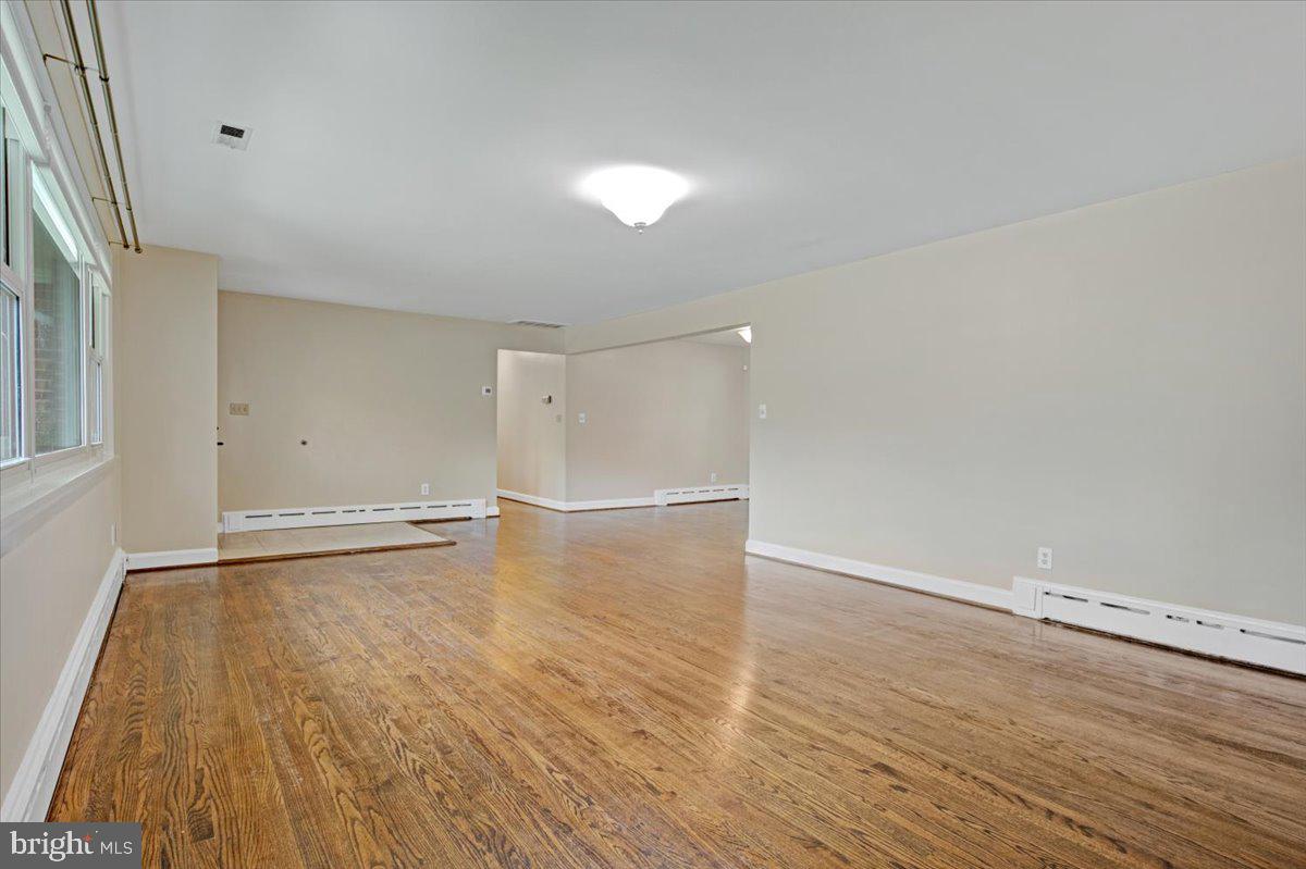 3139 Barbara LANE