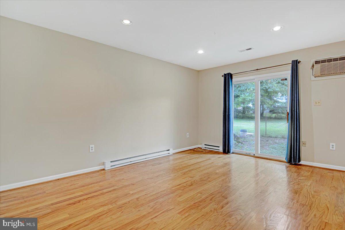 3139 Barbara LANE