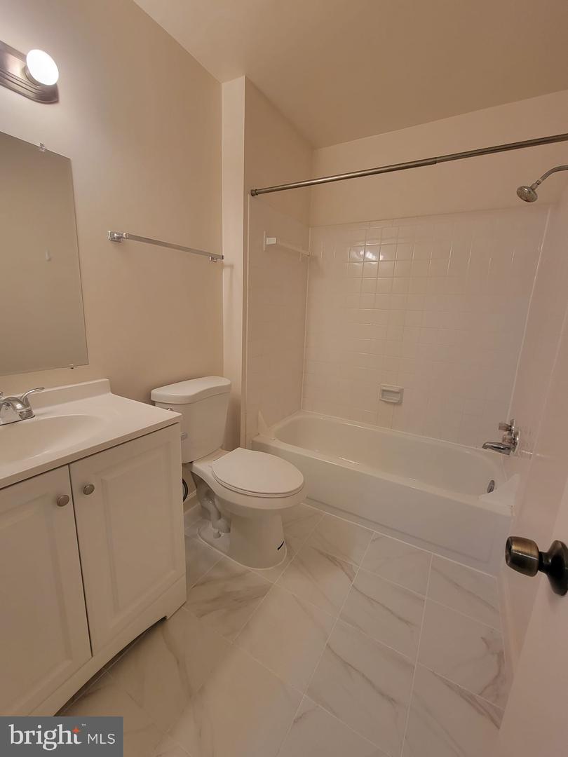 7915 Birchtree COURT