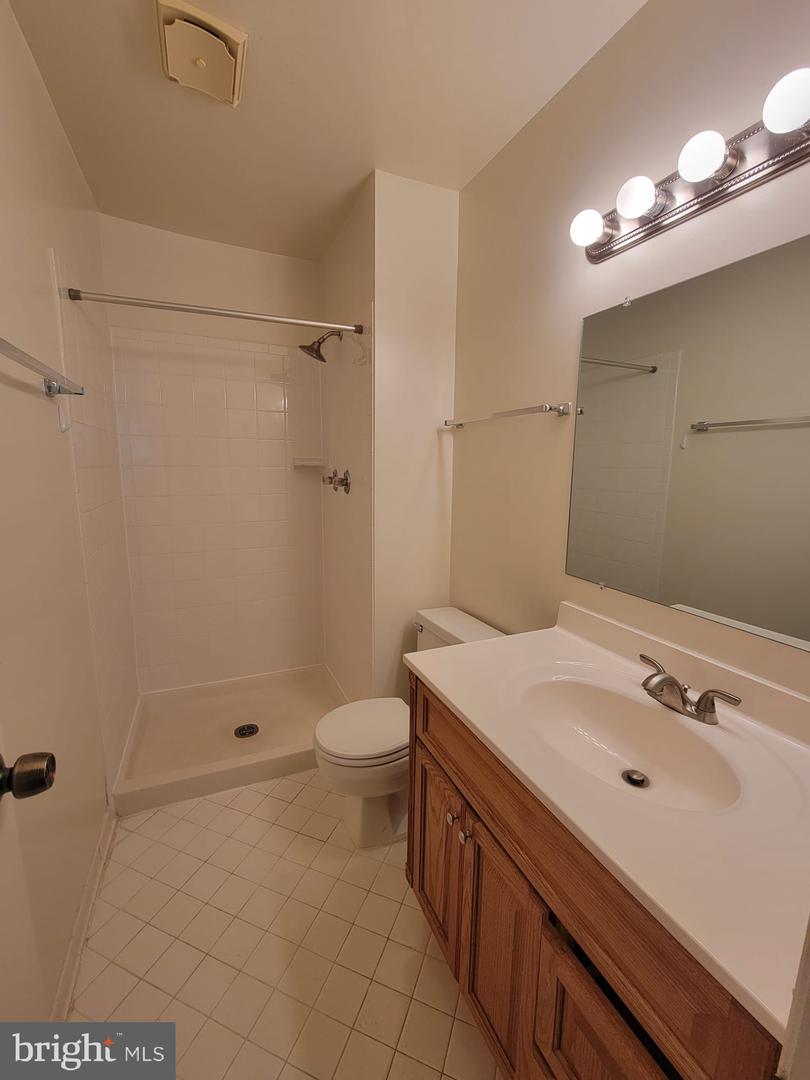 7915 Birchtree COURT