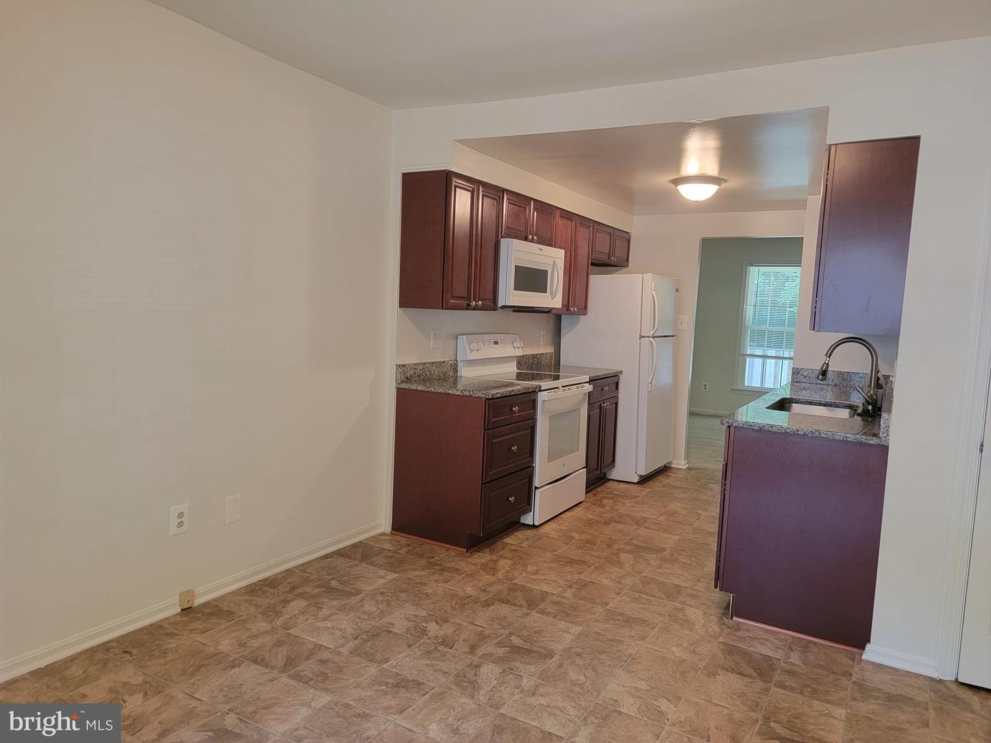 7915 Birchtree COURT