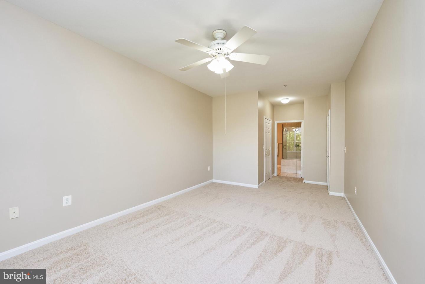 9480 Virginia Center BOULEVARD Unit: 210