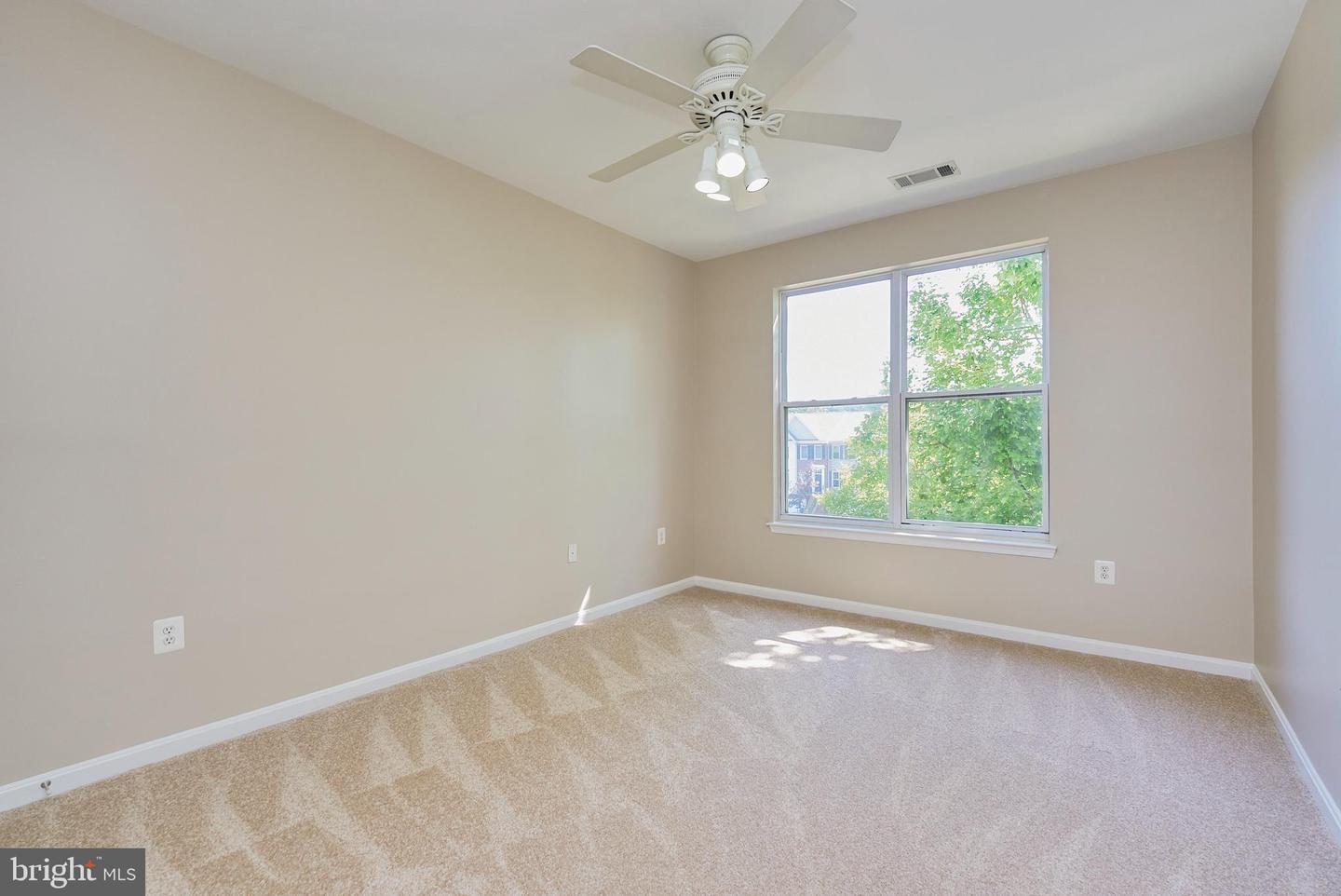 9480 Virginia Center BOULEVARD Unit: 210