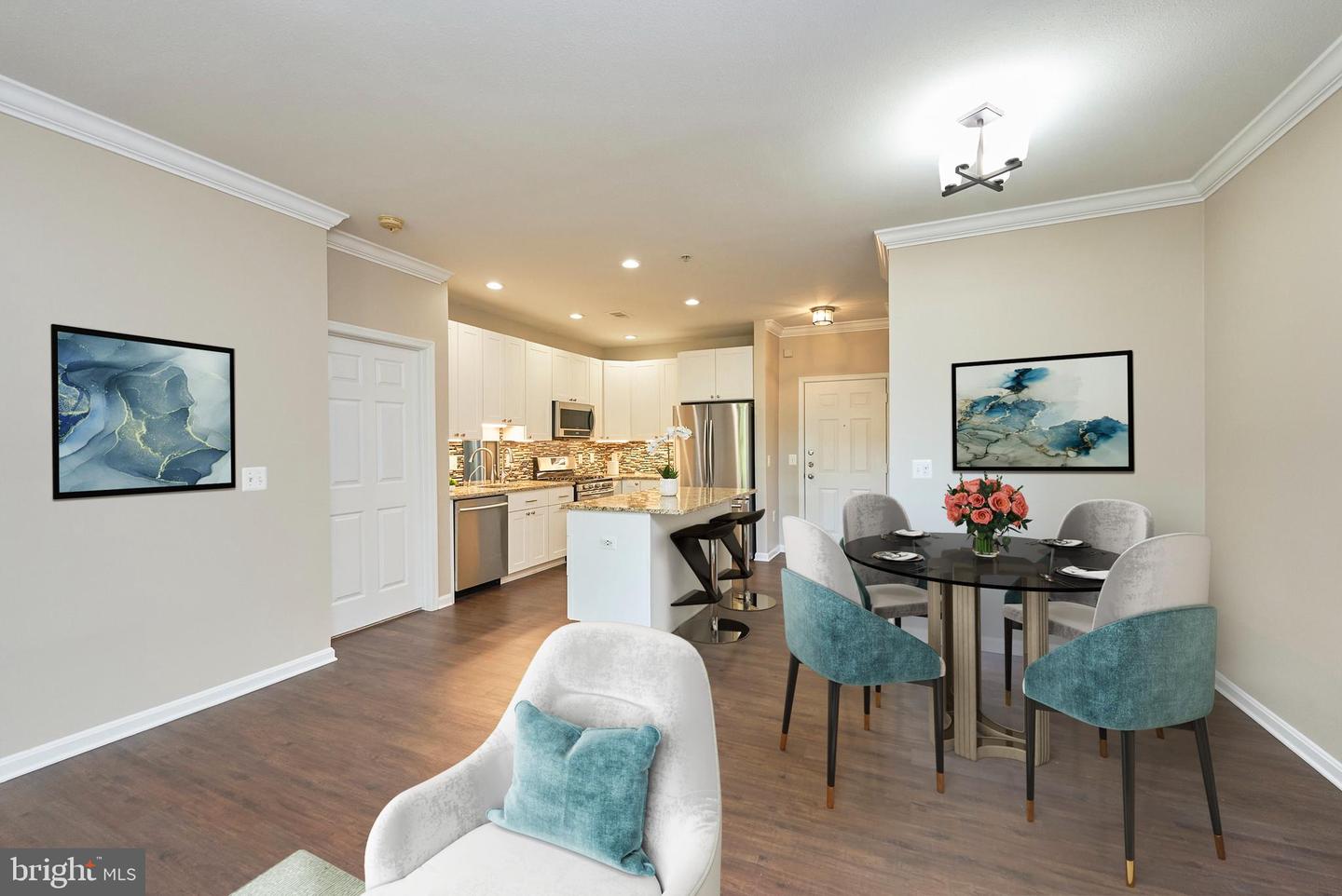 9480 Virginia Center BOULEVARD Unit: 210