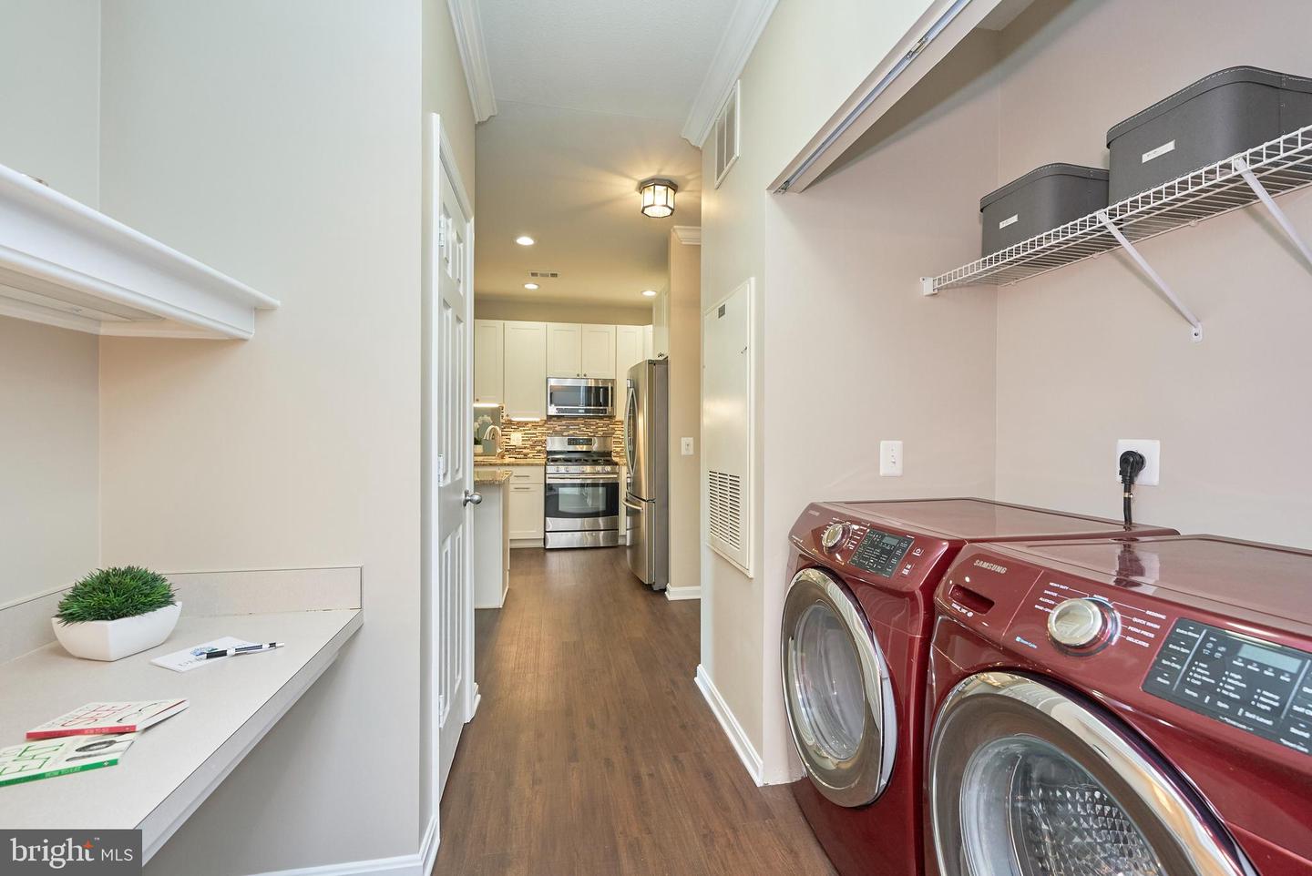 9480 Virginia Center BOULEVARD Unit: 210