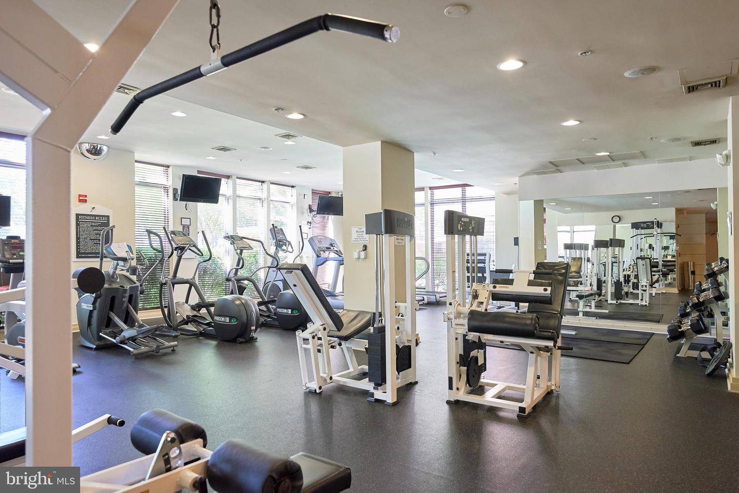 9480 Virginia Center BOULEVARD Unit: 210