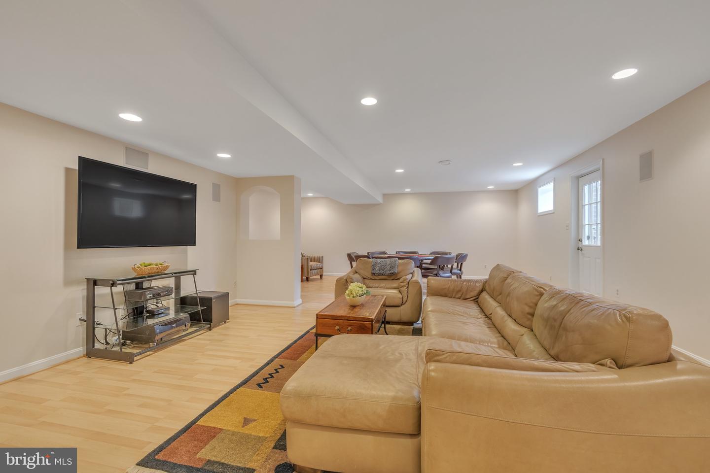5019 Oakcrest DRIVE