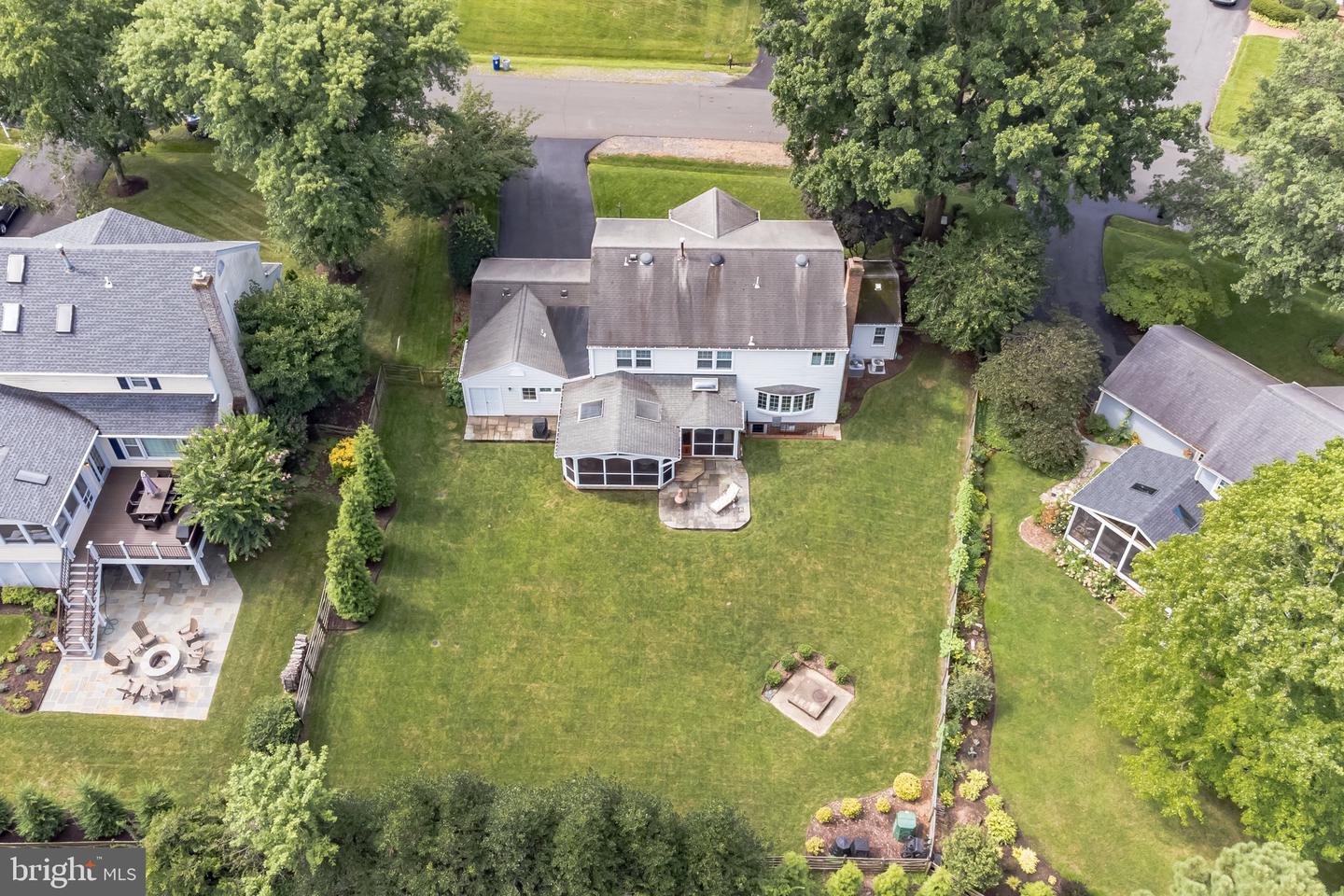 5019 Oakcrest DRIVE