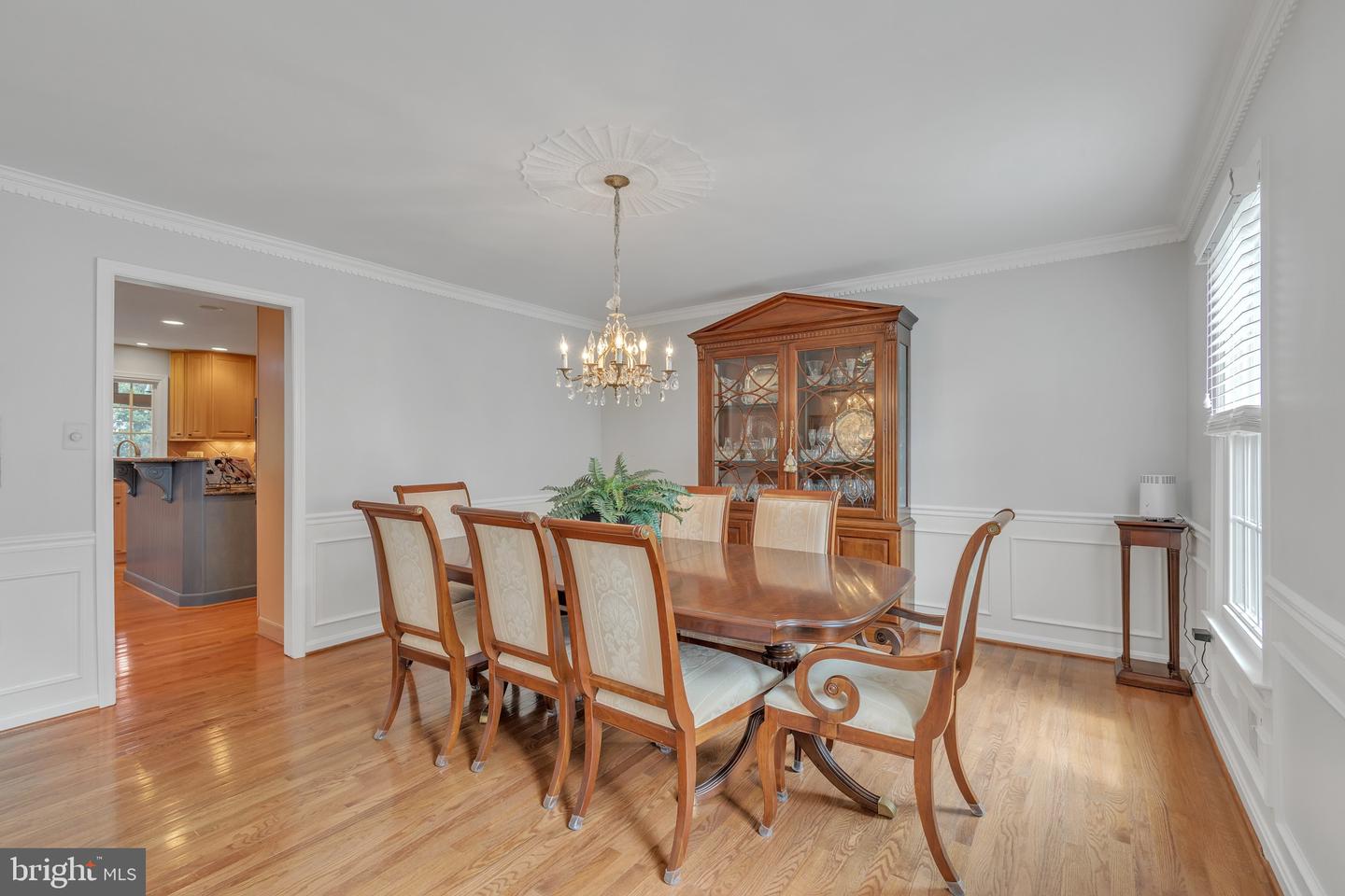 5019 Oakcrest DRIVE