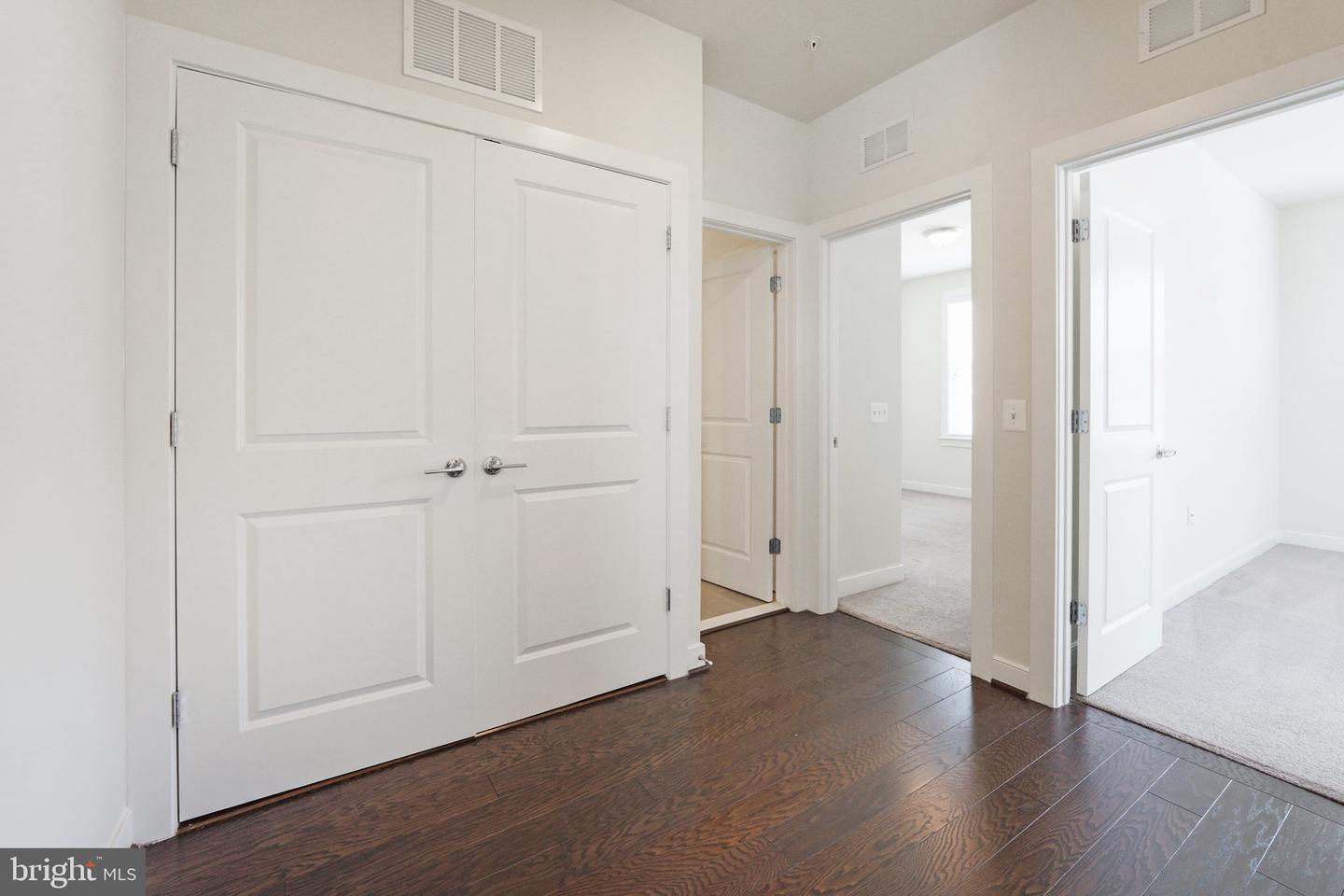 13412 Arrowbrook Centre Dr