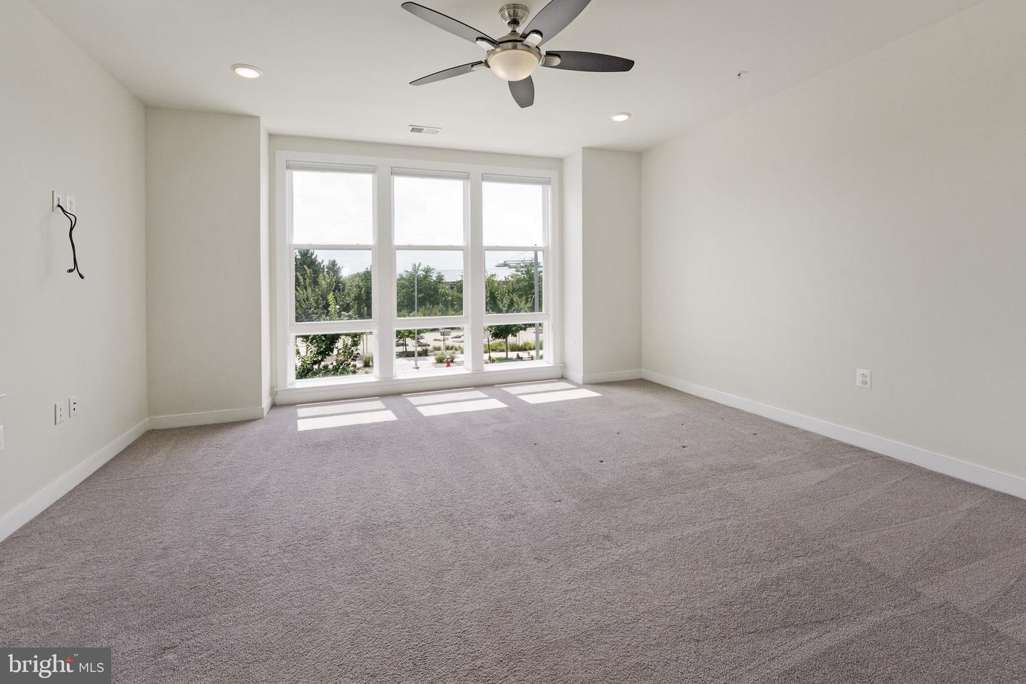 13412 Arrowbrook Centre Dr