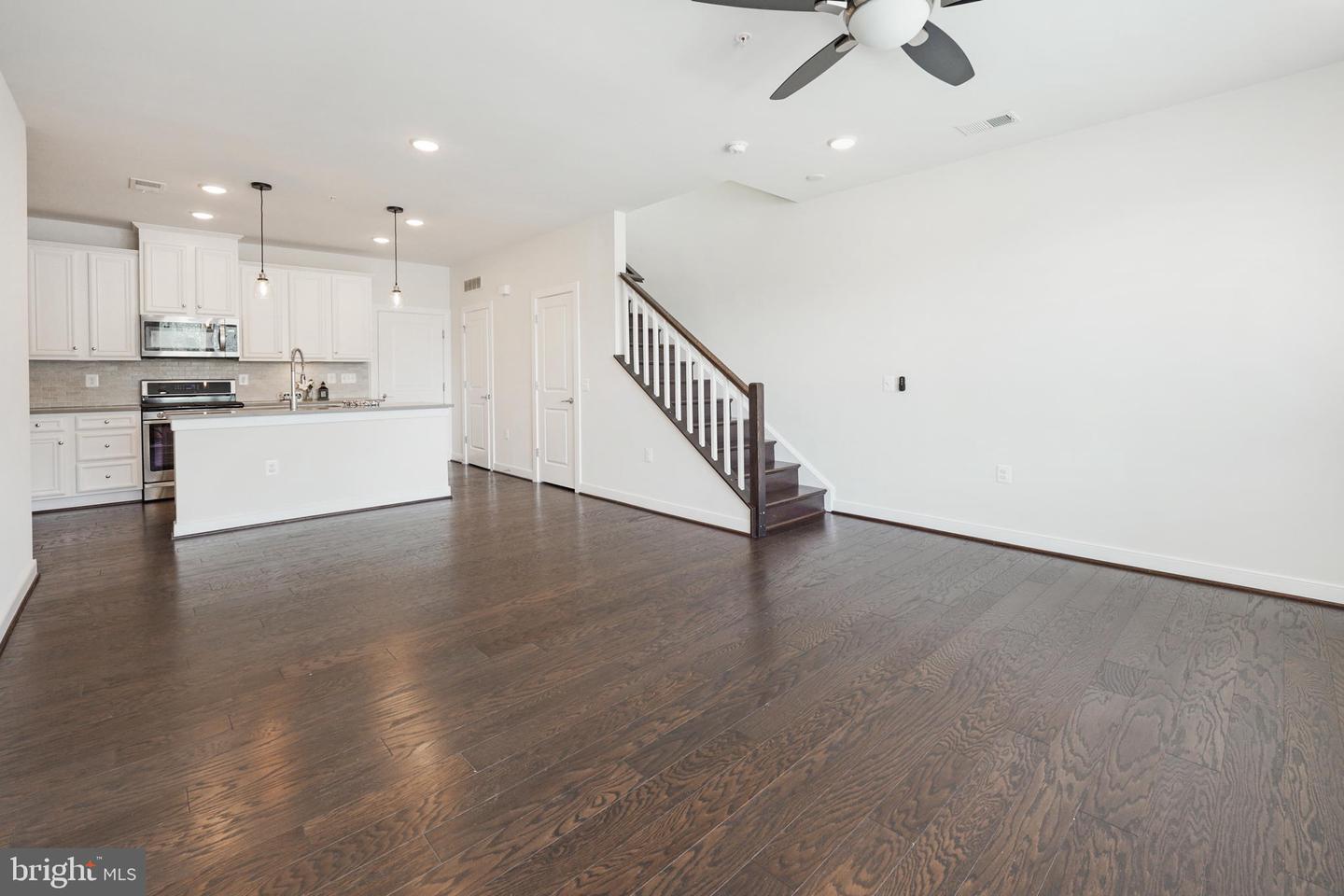 13412 Arrowbrook Centre Dr