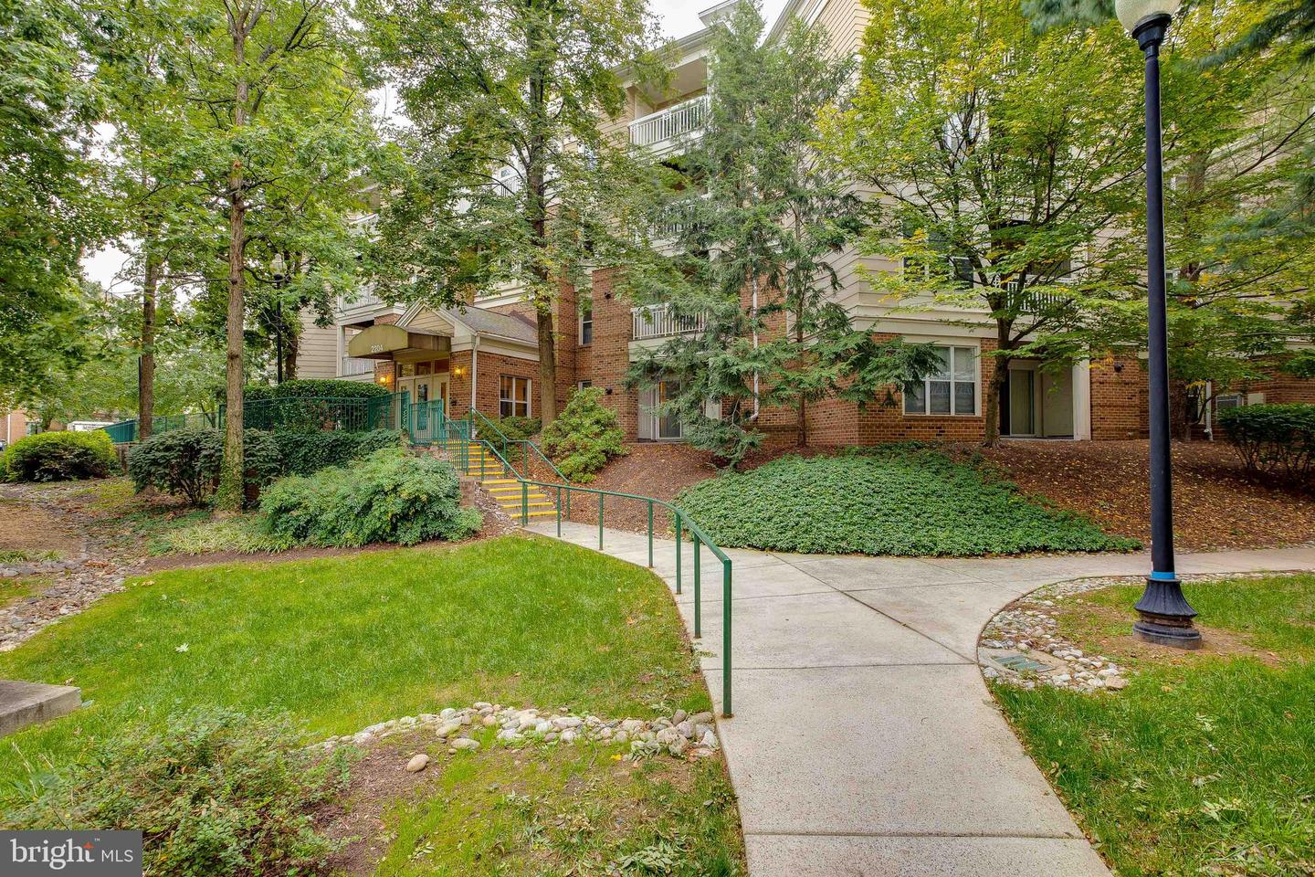 2204 Westcourt Unit: 403