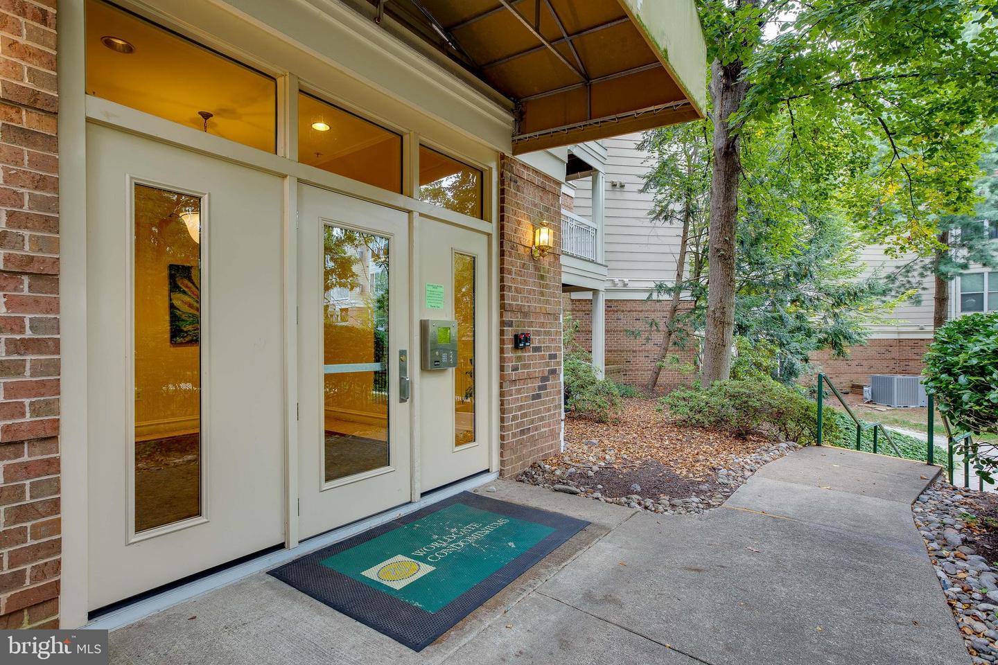 2204 Westcourt Unit: 403