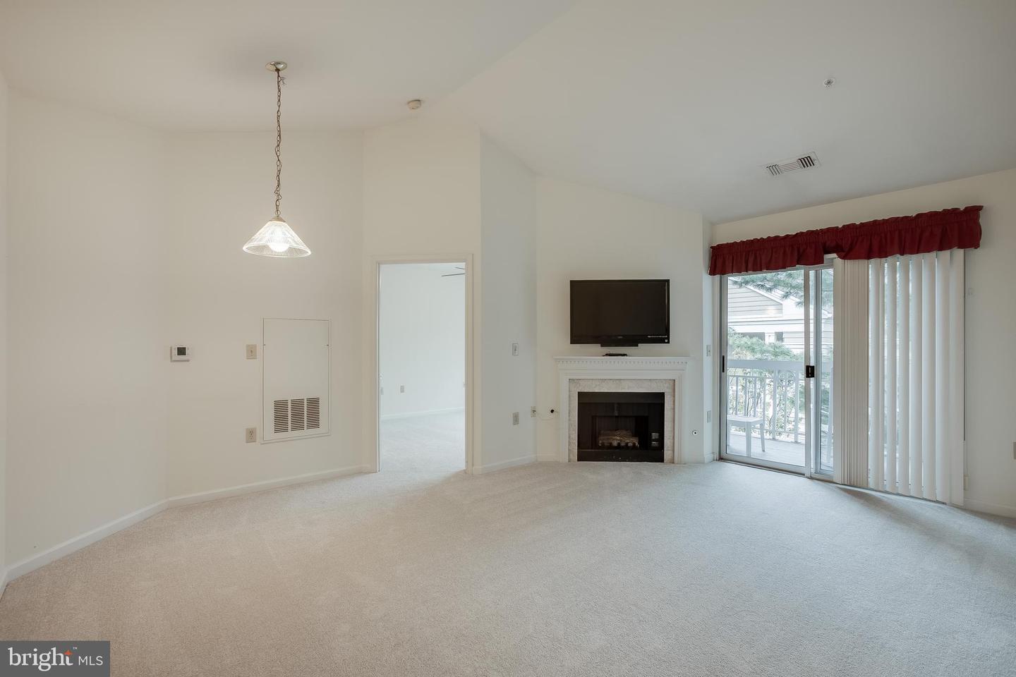 2204 Westcourt Unit: 403