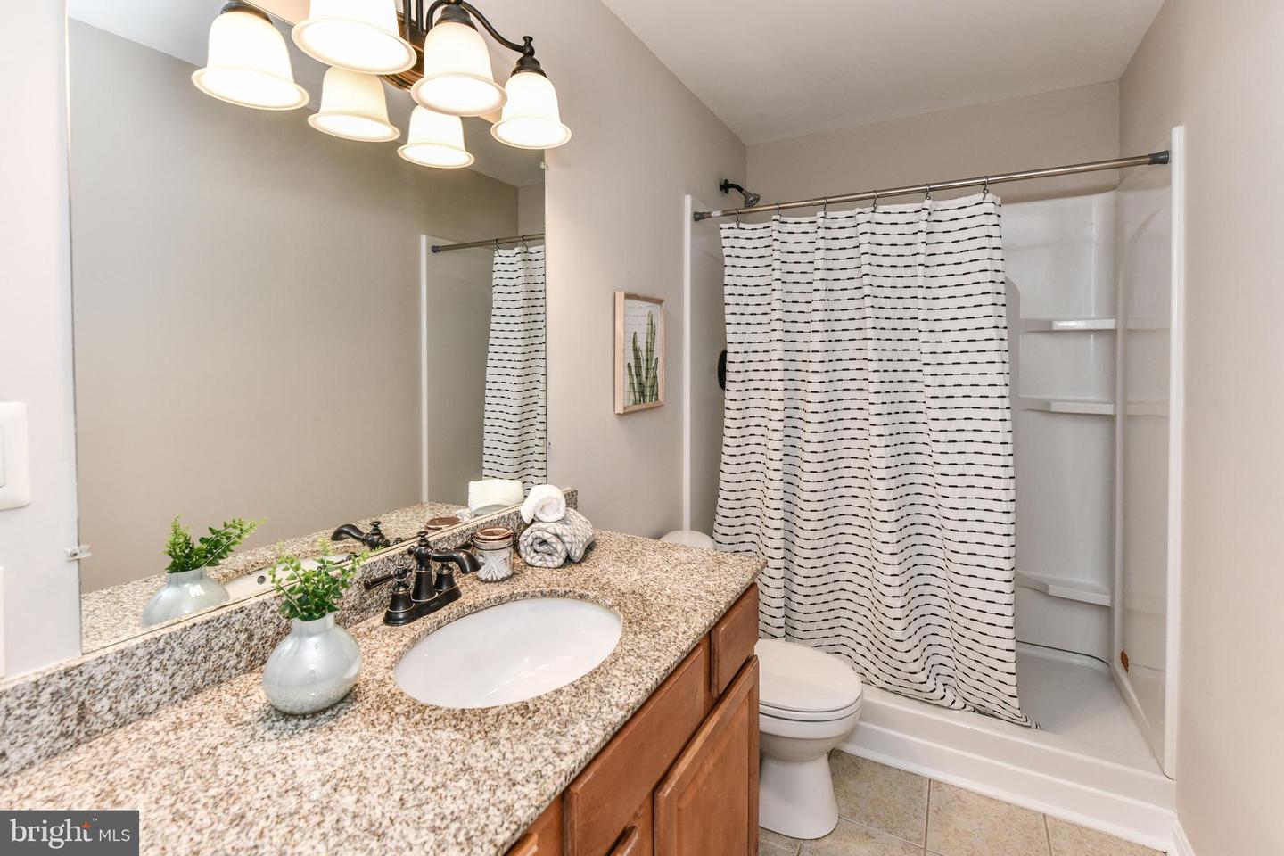 3175 Summit Square DRIVE Unit: 5-B10