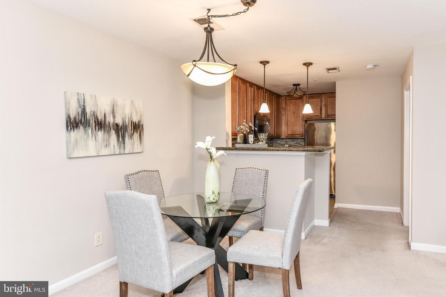 3175 Summit Square DRIVE Unit: 5-B10