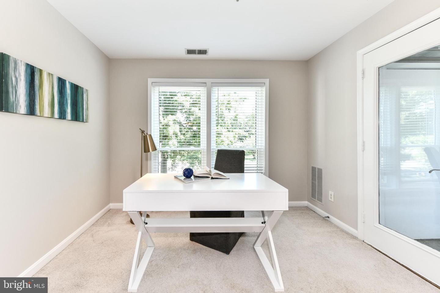 3175 Summit Square DRIVE Unit: 5-B10