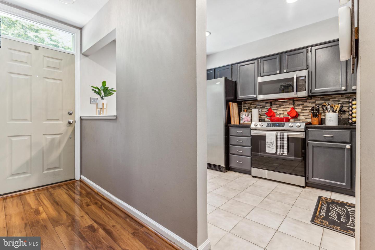 8531 Chapman Oak COURT