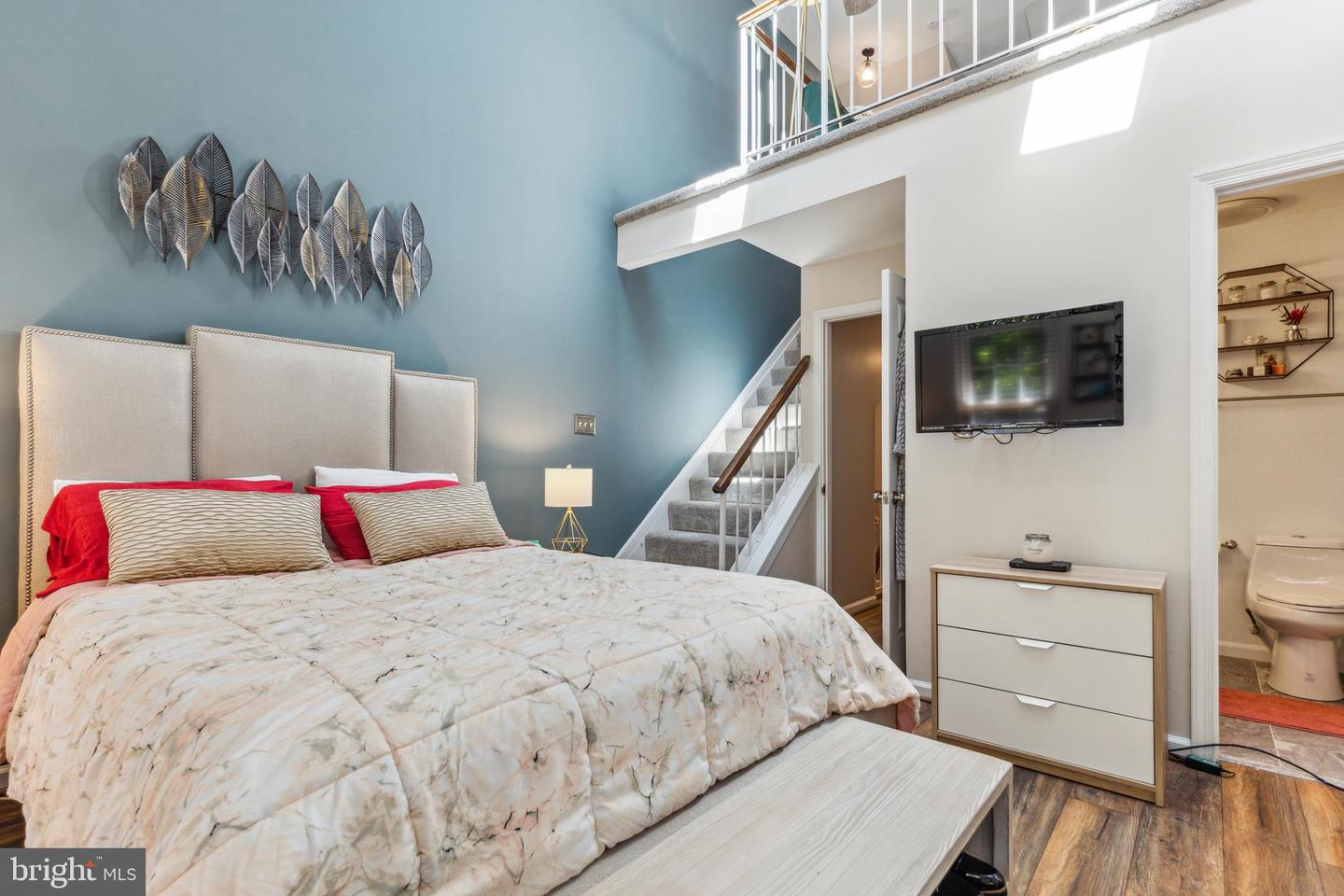 8531 Chapman Oak COURT