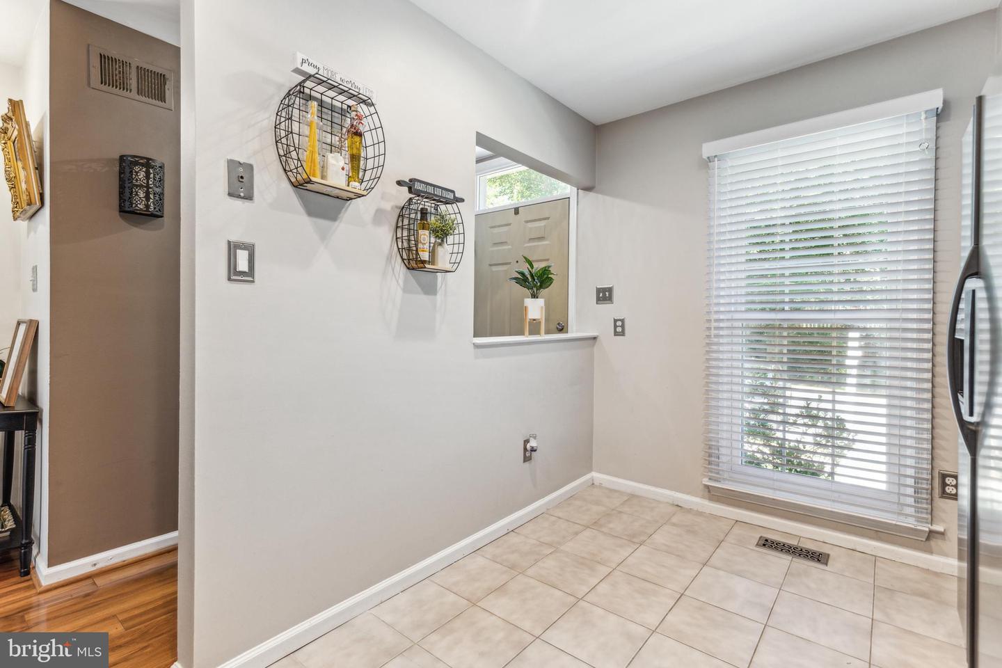 8531 Chapman Oak COURT
