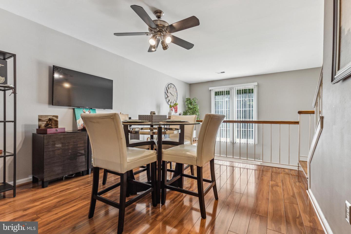 8531 Chapman Oak COURT