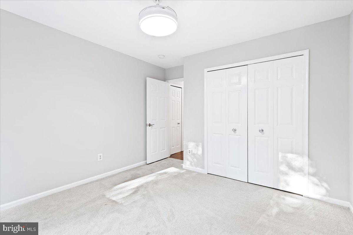 6103 Housatonic COURT